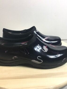 Sloggers Womens Size 7 Rain & Garden Black Flamingo Clogs Waterproof Shoes